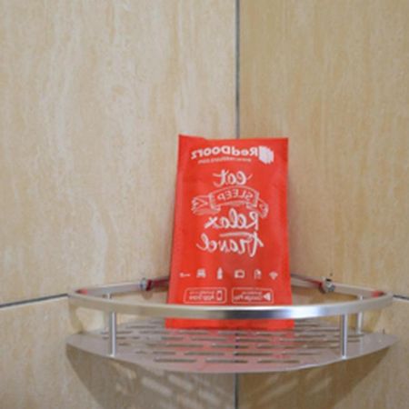 Hotel Reddoorz Near Rsud Kudus Esterno foto
