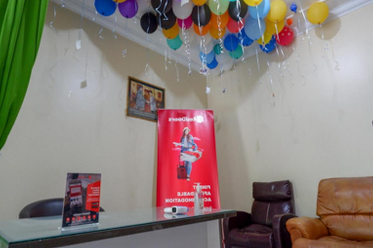 Hotel Reddoorz Near Rsud Kudus Esterno foto